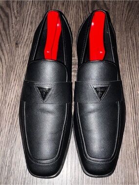 Guess Men's Hemmer Square Toe Slip On Dress Loafers. Size 10M